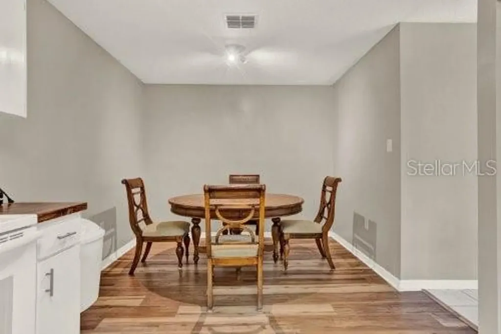 451 Hunter Circle Kissimmee FL 34758