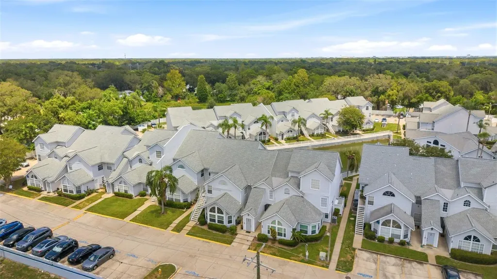 12237 Armenia Gables Circle Tampa FL 33612