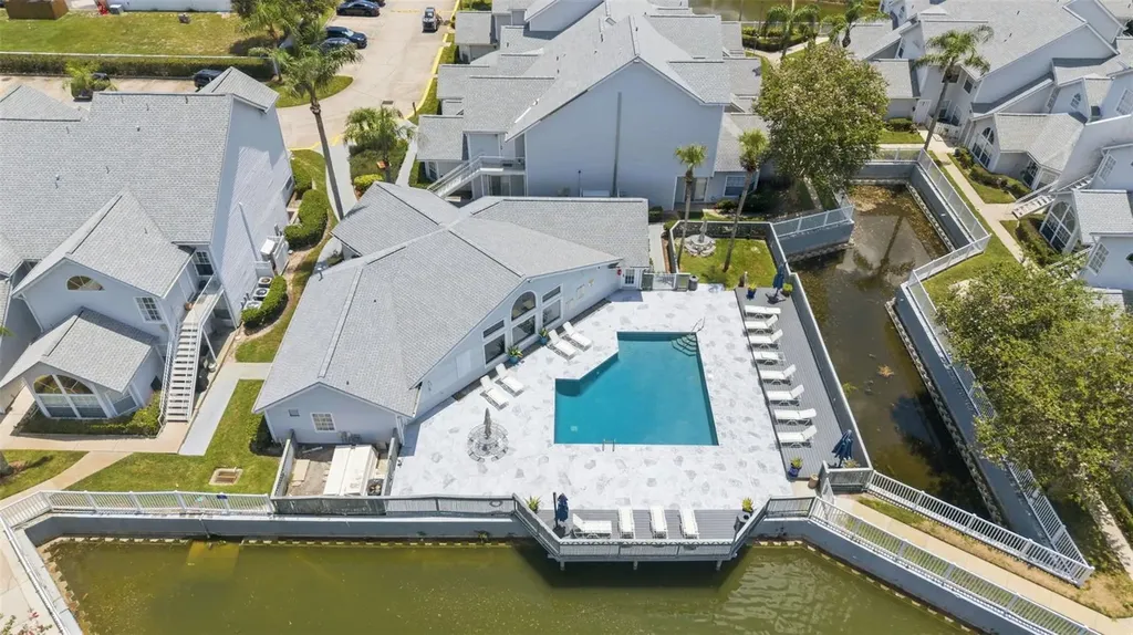 12237 Armenia Gables Circle Tampa FL 33612
