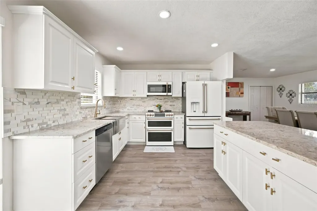3875 SE 118th Lane Belleview FL 34420