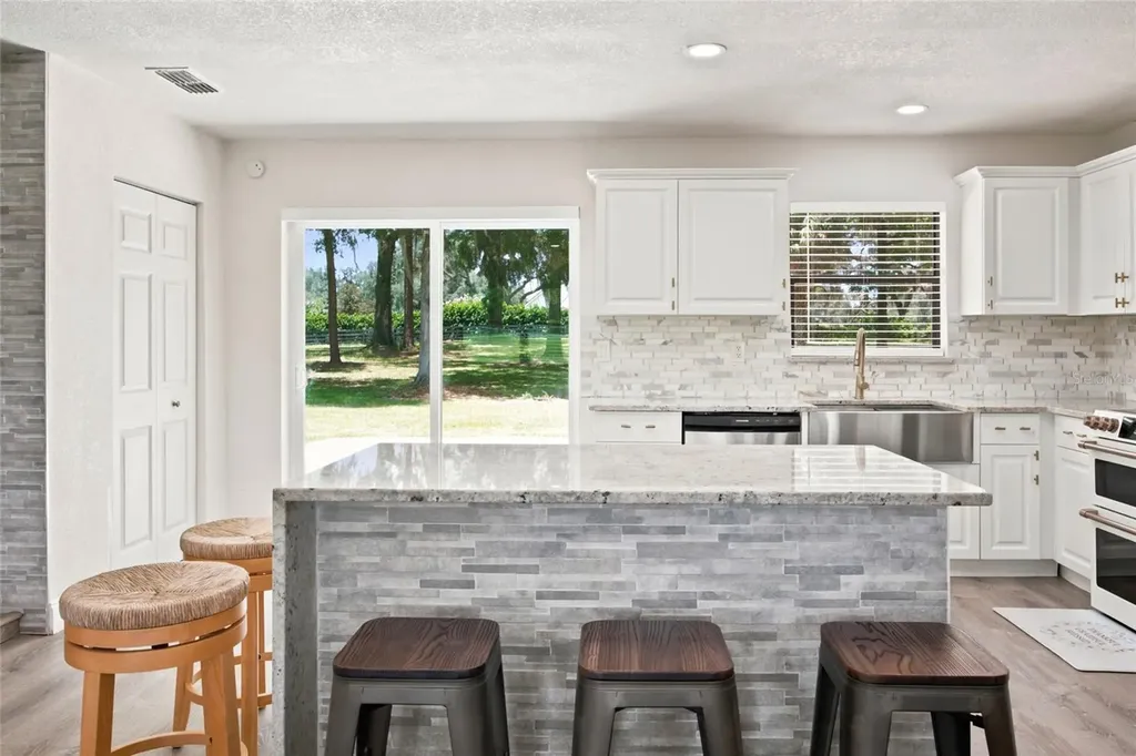 3875 SE 118th Lane Belleview FL 34420