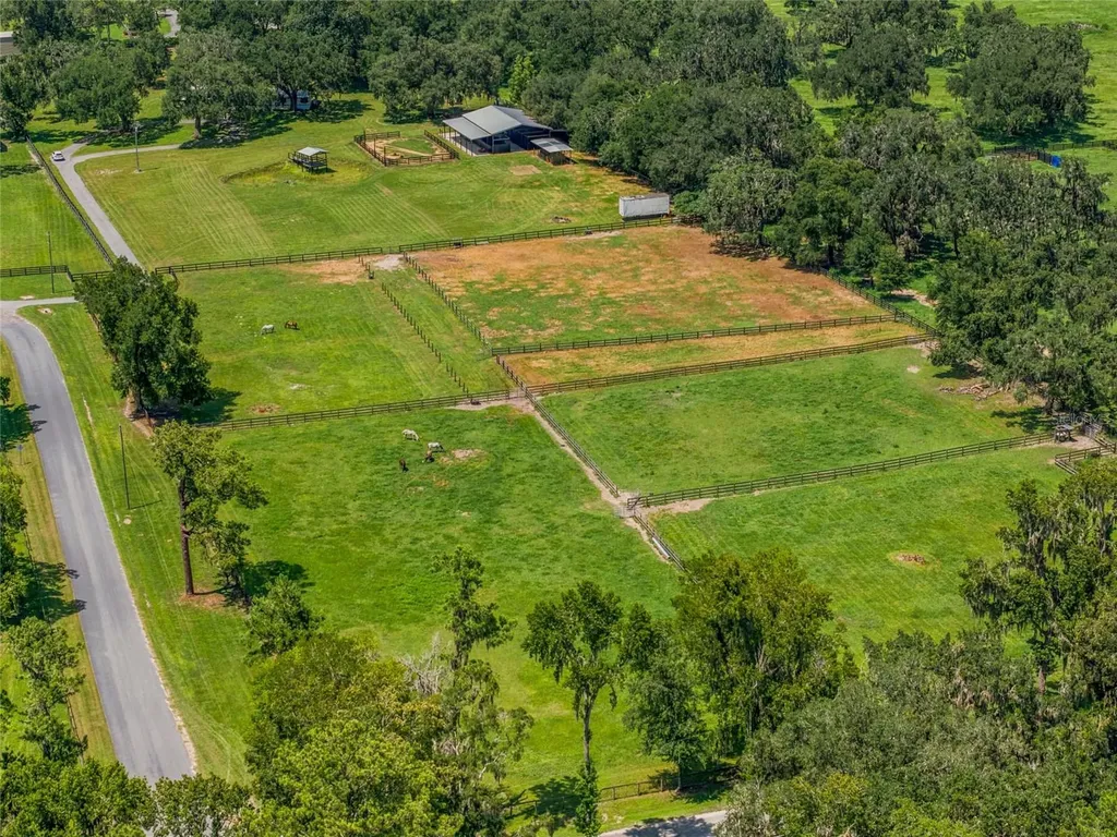 3875 SE 118th Lane Belleview FL 34420