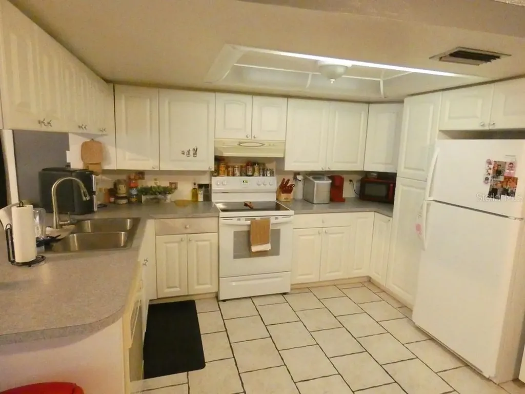 6705 Albemarle Parkway New Port Richey FL 34653