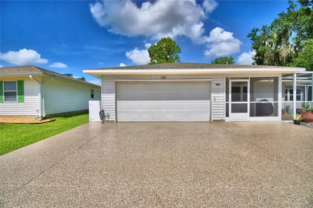4789 Squire Hollow Drive Lakeland FL 33811