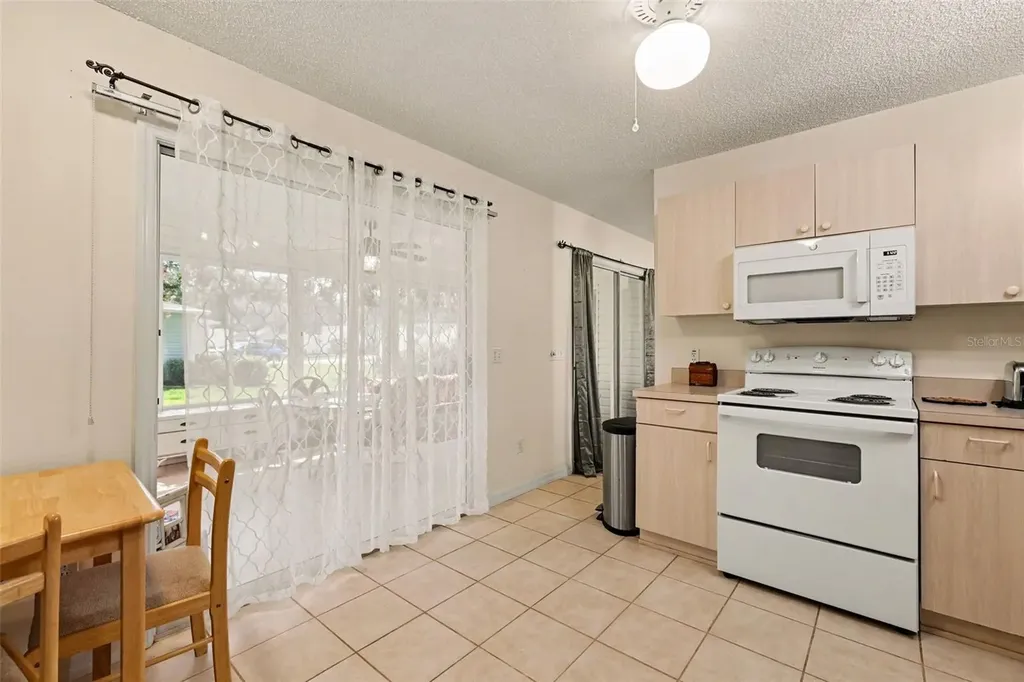 1501 Las Pacos Court The Villages FL 32162