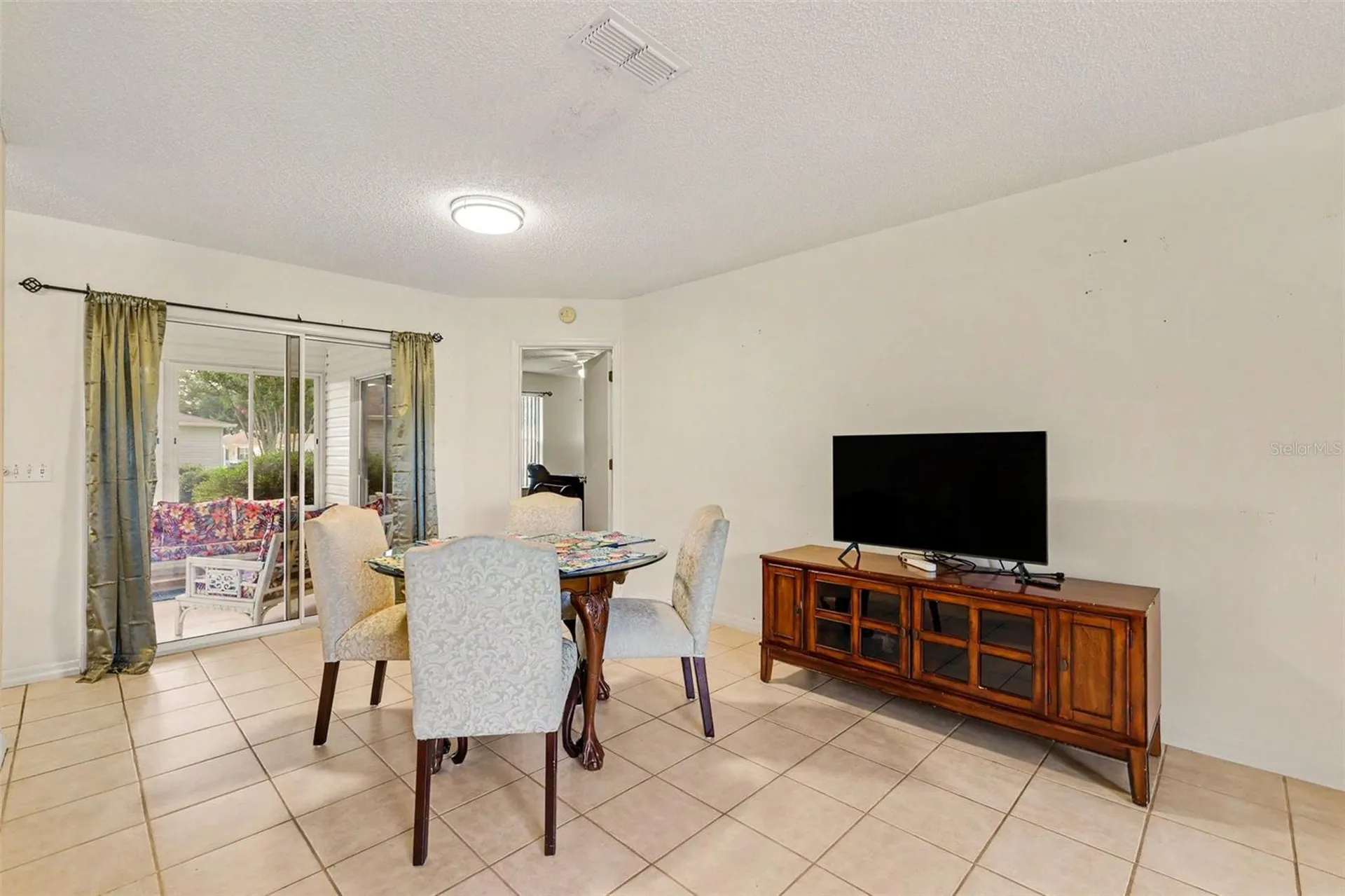 1501 Las Pacos Court The Villages FL 32162
