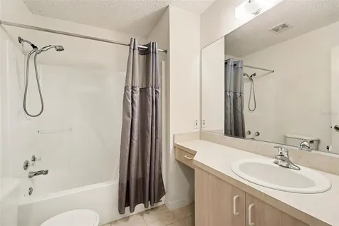 1501 Las Pacos Court The Villages FL 32162