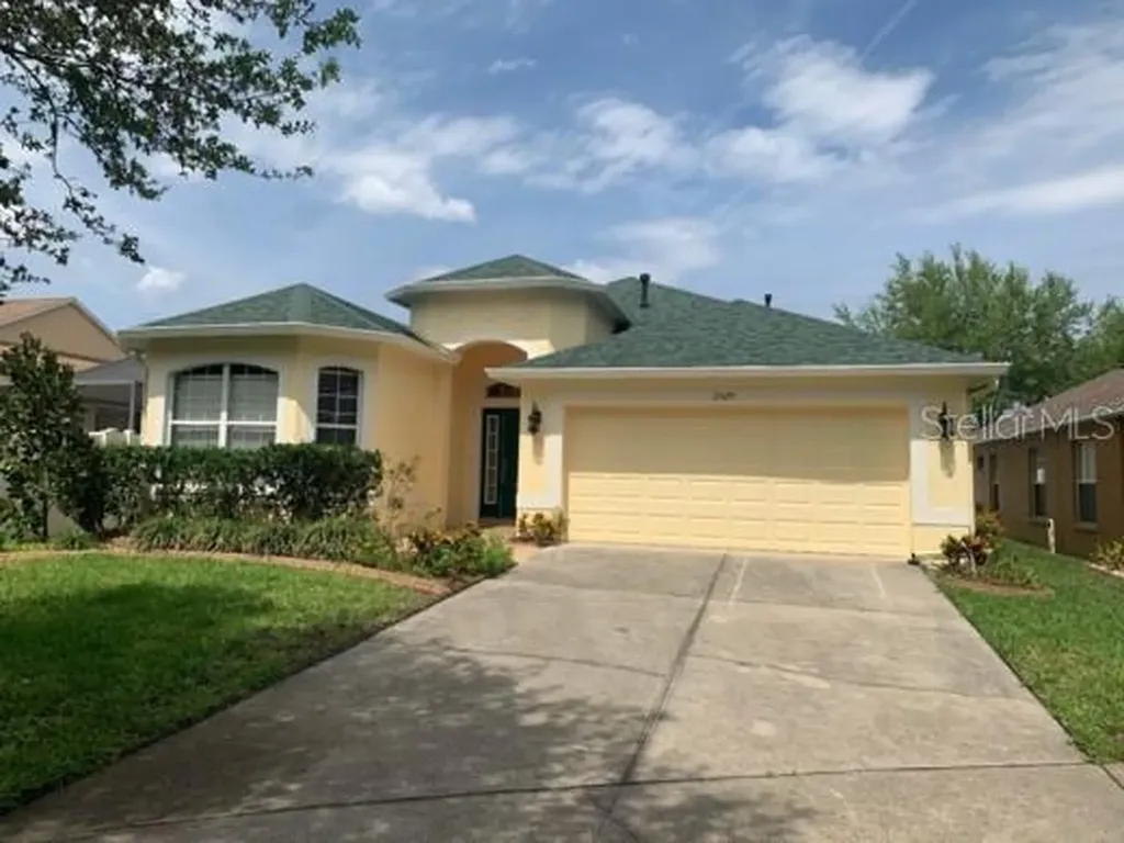 2520 Peekskill Road Valrico FL 33594