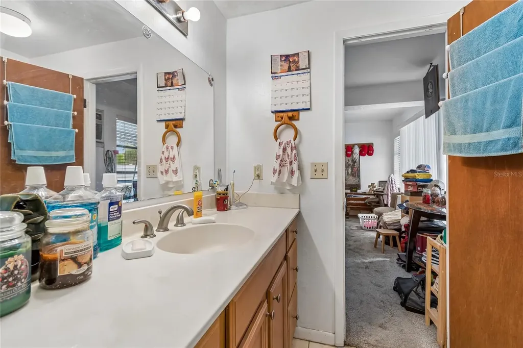 7846 12th Street N St Petersburg FL 33702