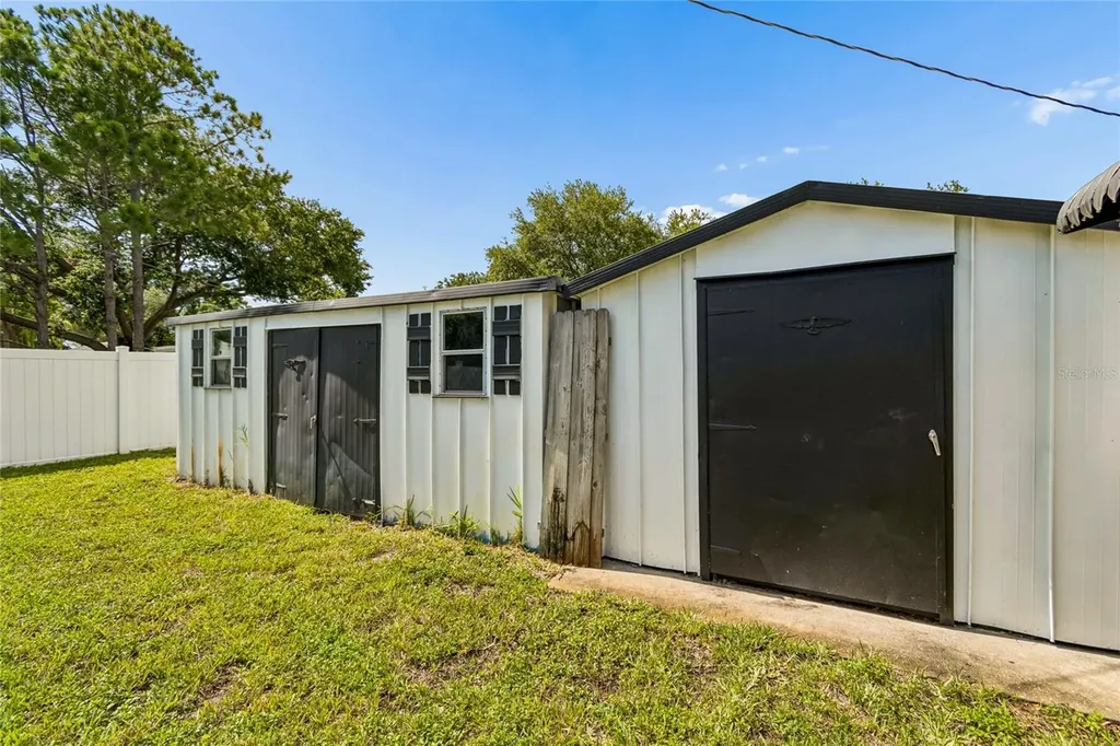 7846 12th Street N St Petersburg FL 33702