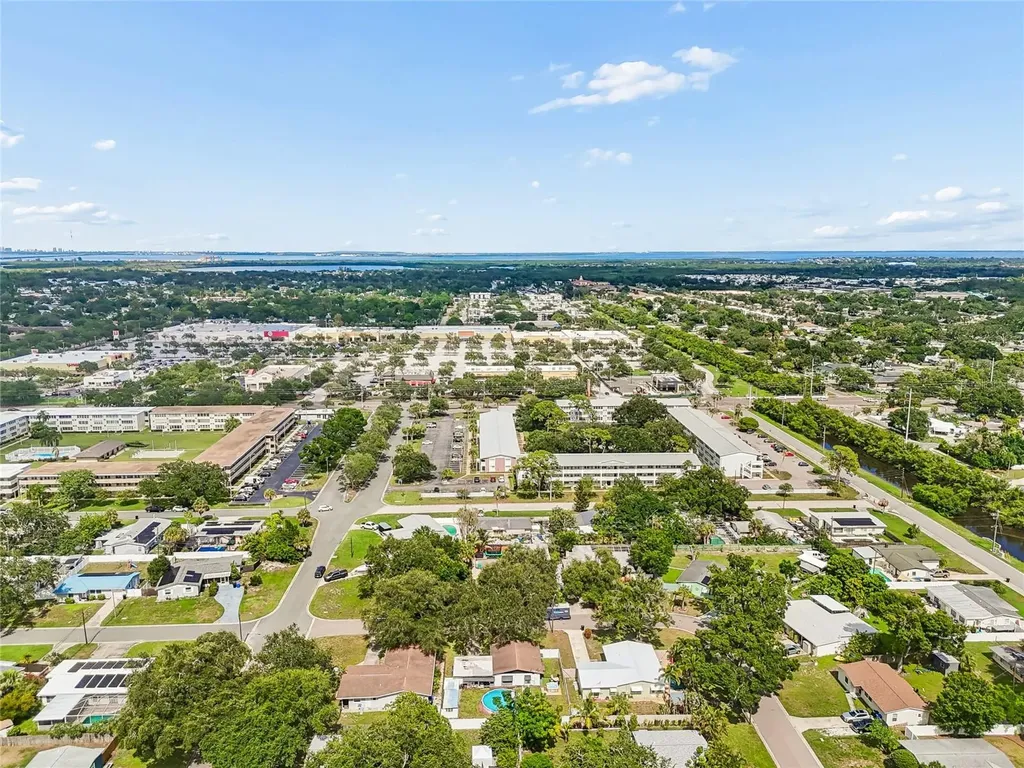 7846 12th Street N St Petersburg FL 33702