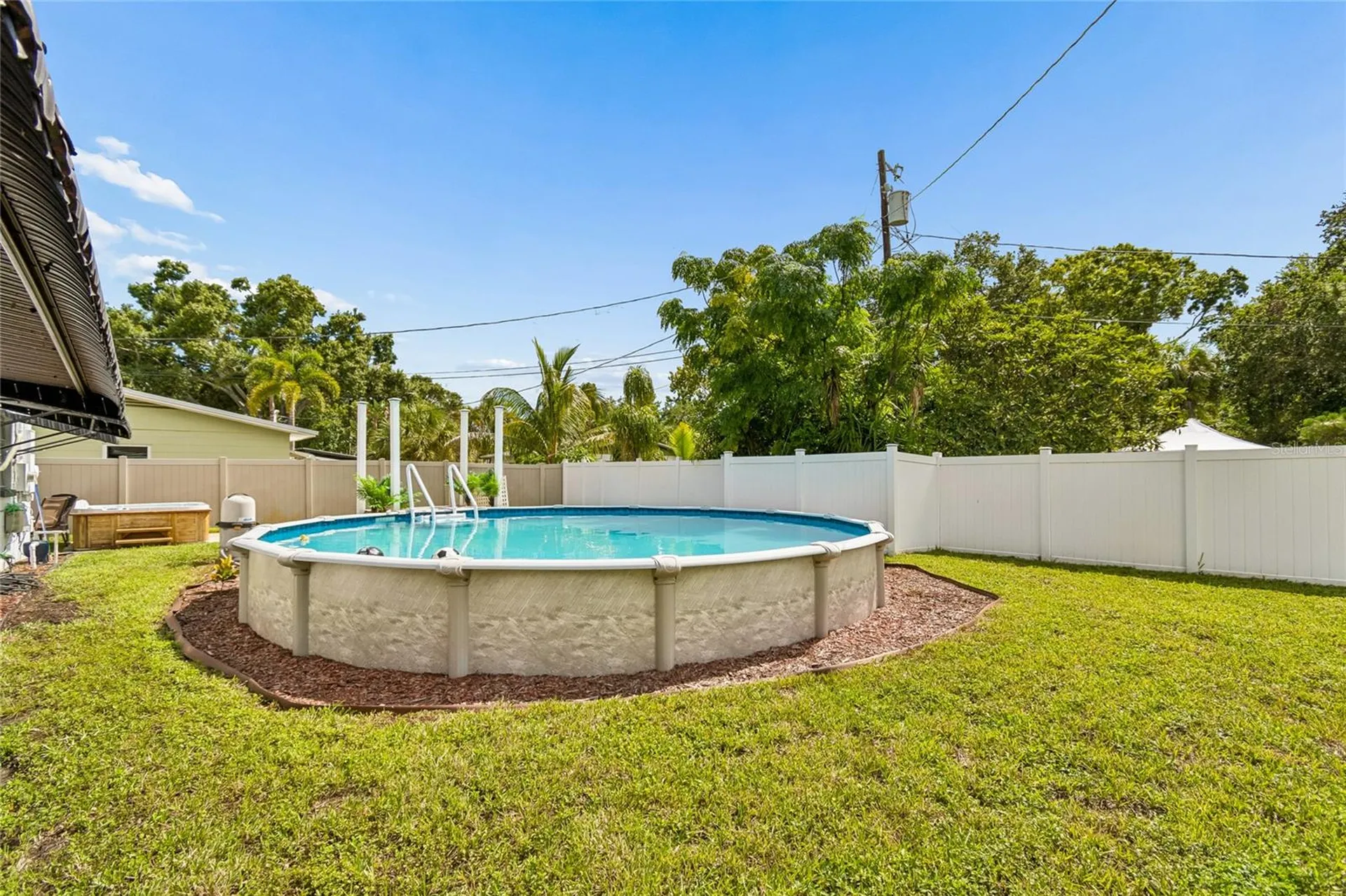 7846 12th Street N St Petersburg FL 33702