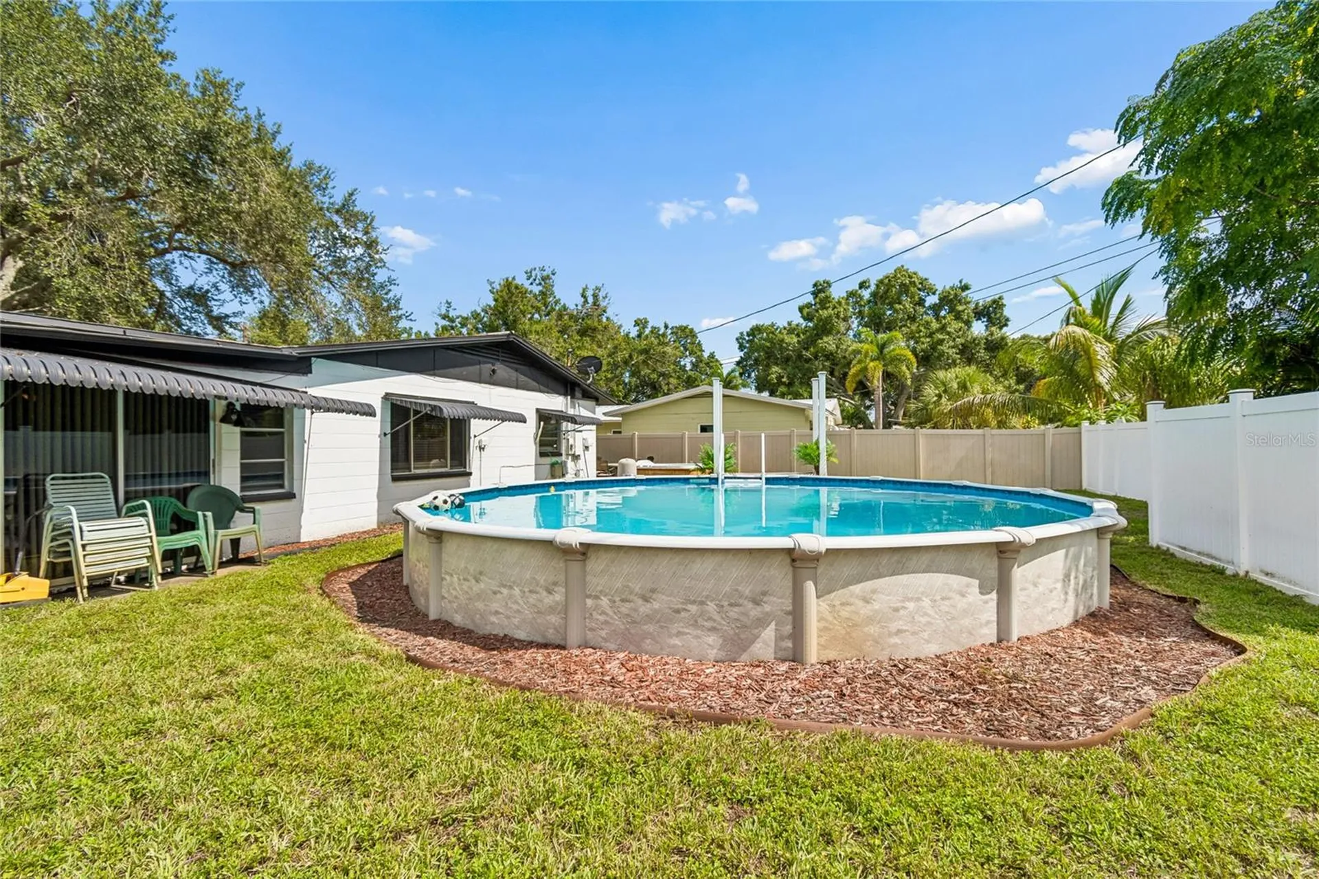 7846 12th Street N St Petersburg FL 33702