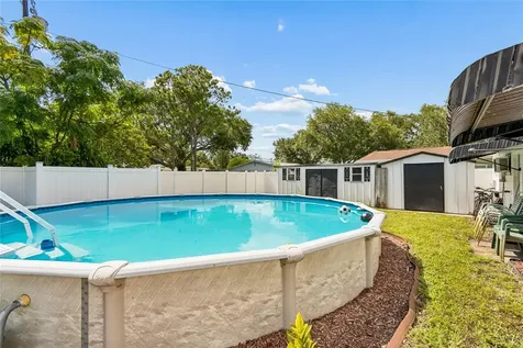 7846 12th Street N St Petersburg FL 33702