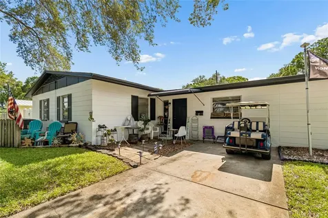 7846 12th Street N St Petersburg FL 33702