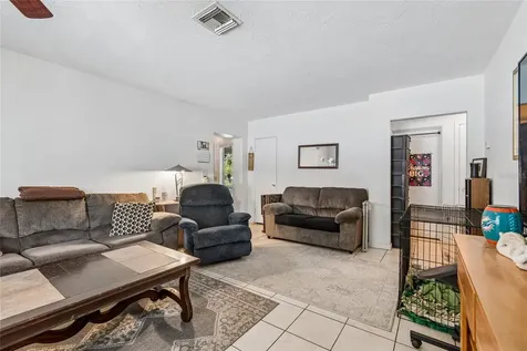 7846 12th Street N St Petersburg FL 33702