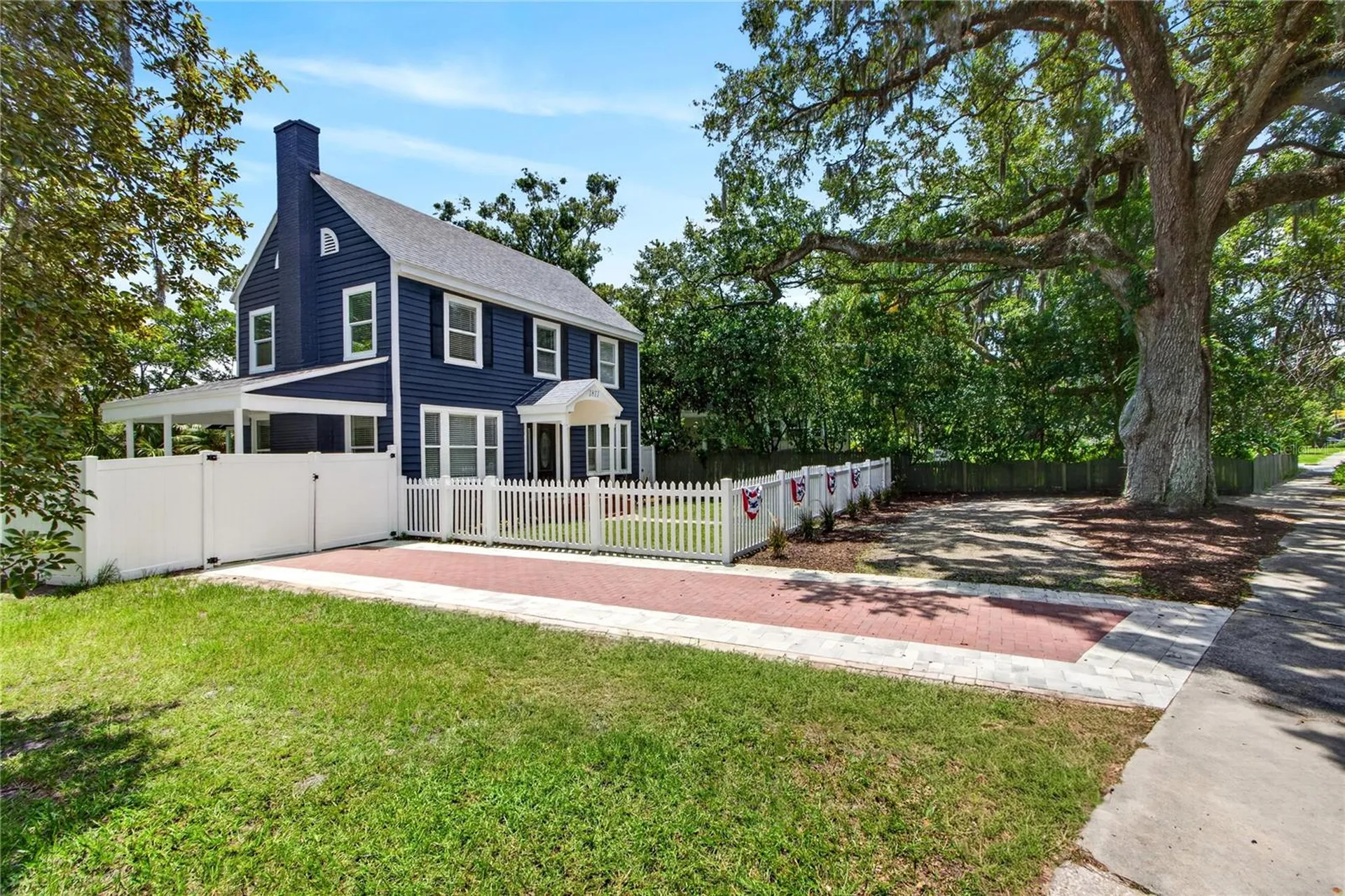 1811 Sanford Avenue Sanford FL 32771