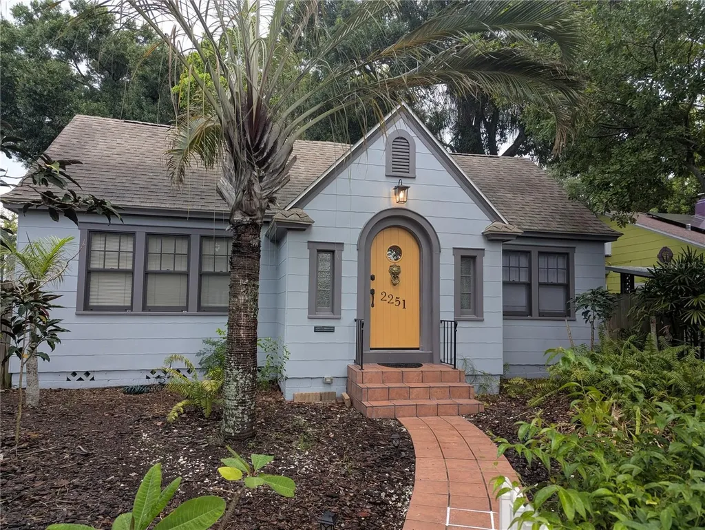 2251 7th Avenue N St Petersburg FL 33713