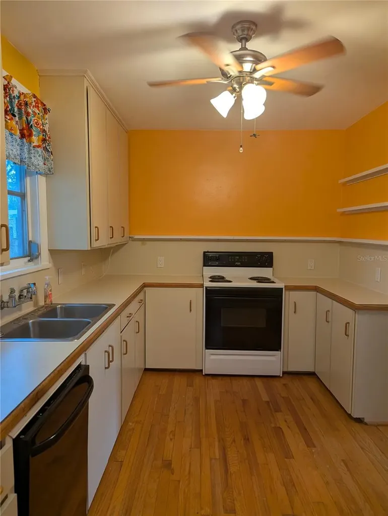 2251 7th Avenue N St Petersburg FL 33713