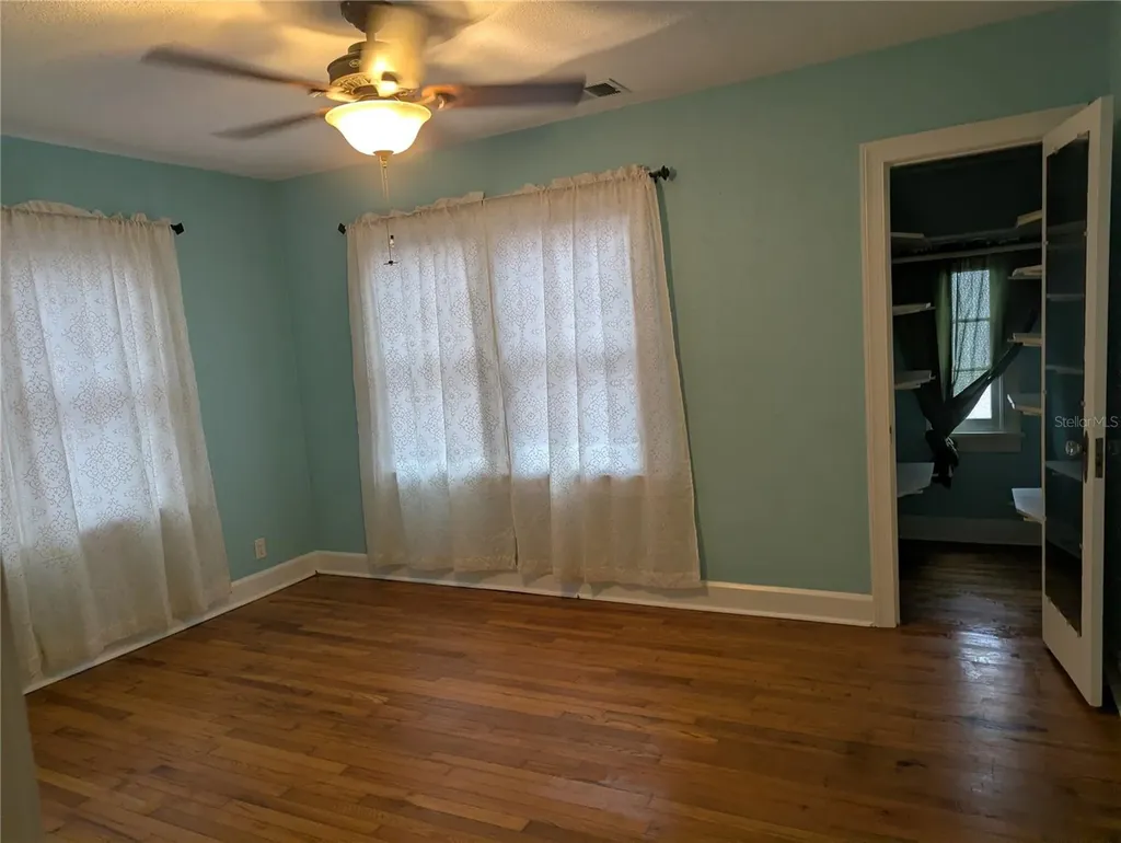 2251 7th Avenue N St Petersburg FL 33713