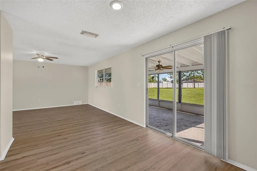 7502 Pond Circle Spring Hill FL 34606