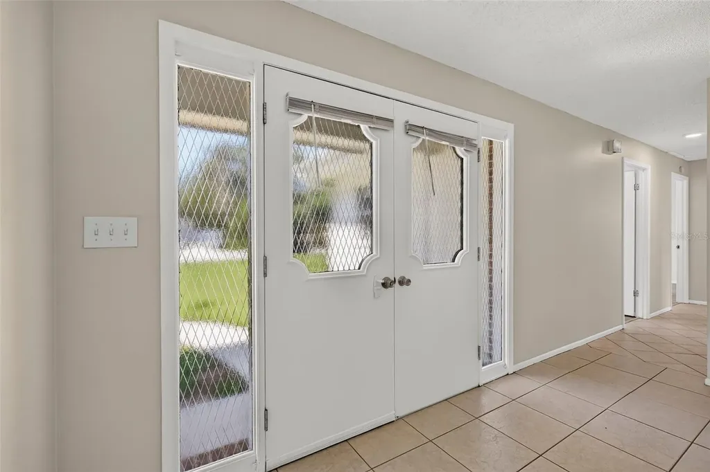 7502 Pond Circle Spring Hill FL 34606