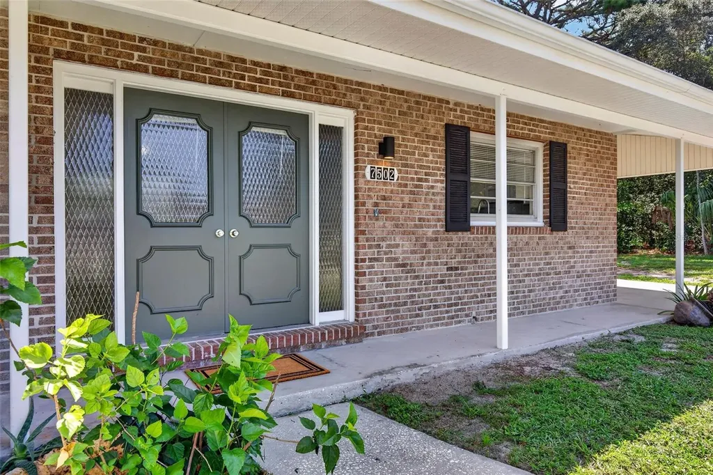 7502 Pond Circle Spring Hill FL 34606