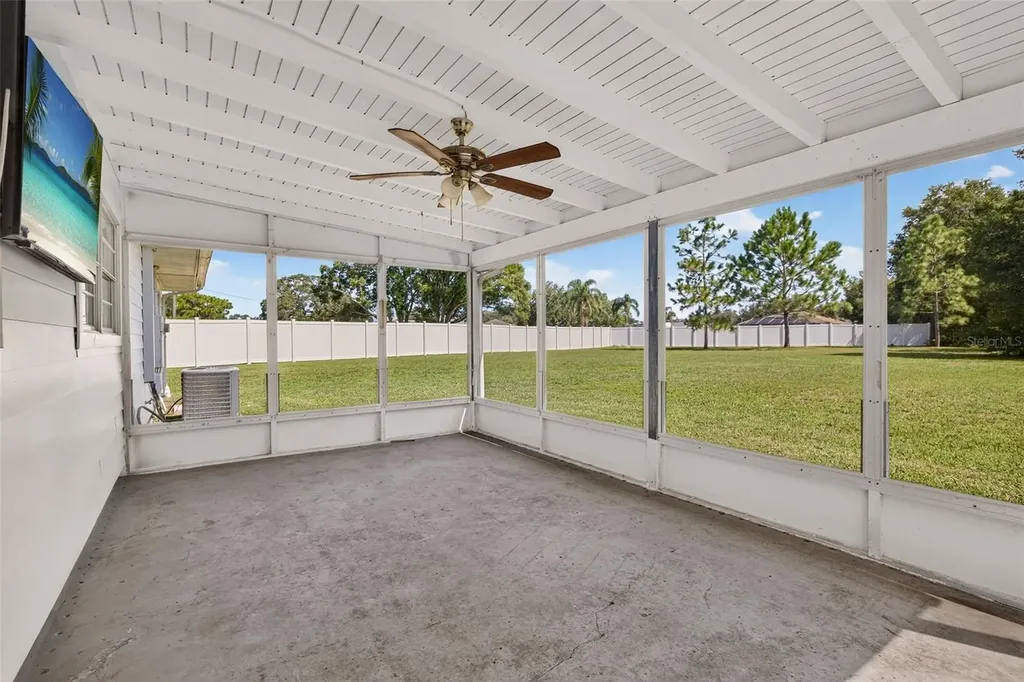 7502 Pond Circle Spring Hill FL 34606