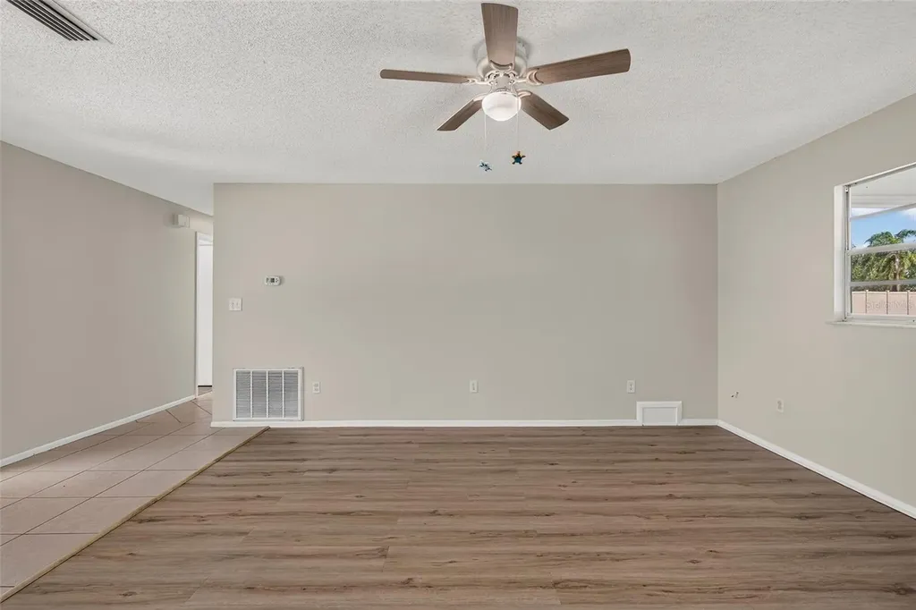 7502 Pond Circle Spring Hill FL 34606