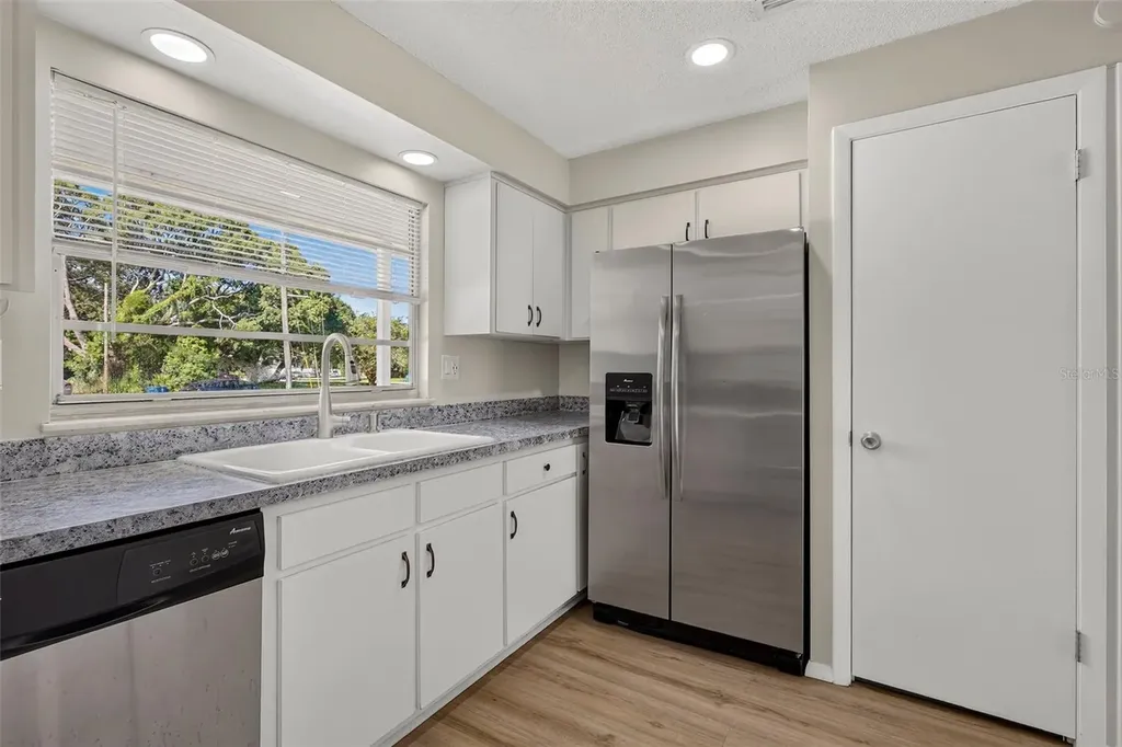 7502 Pond Circle Spring Hill FL 34606