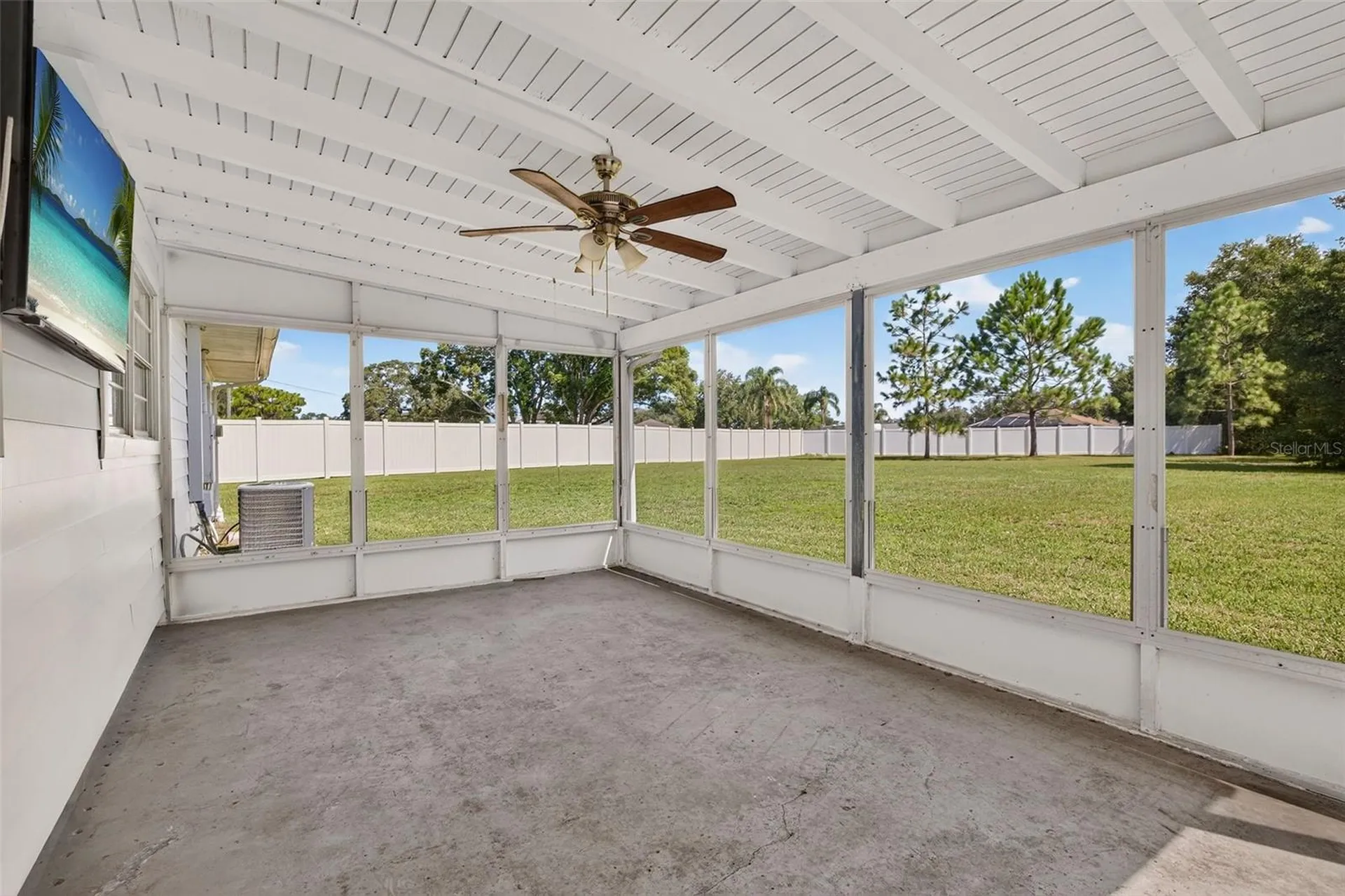 7502 Pond Circle Spring Hill FL 34606