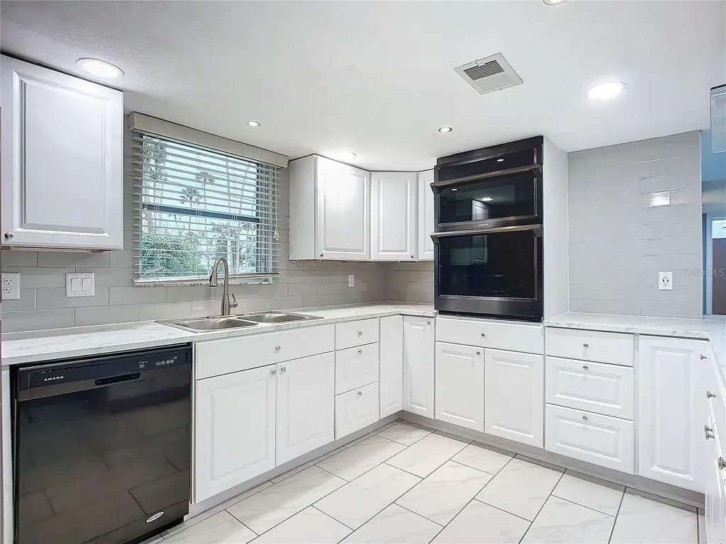 608 Powers Avenue Port Orange FL 32127