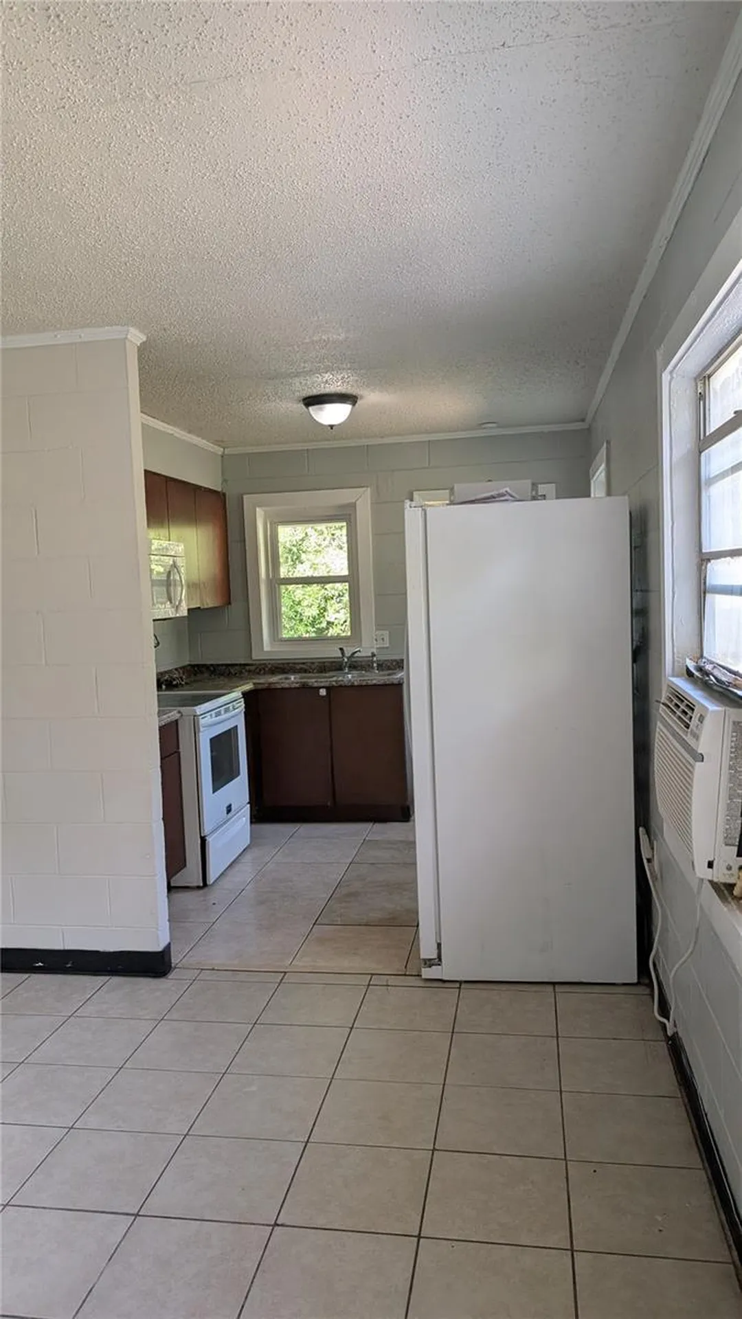 738 E Minneola Avenue Clermont FL 34711
