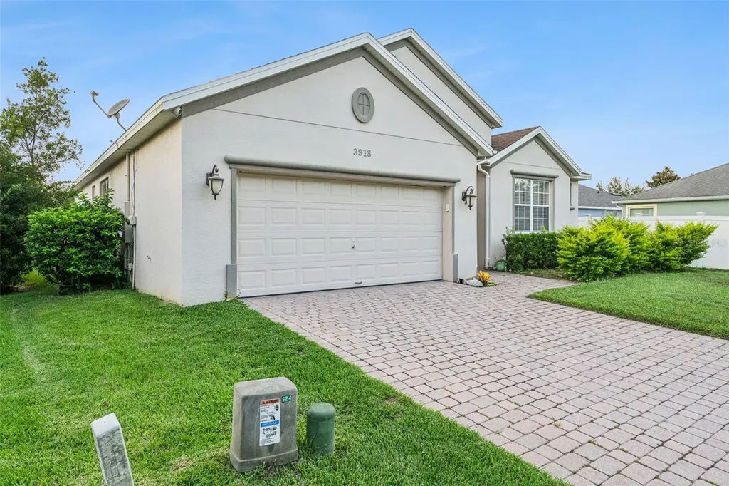3918 Watersend Drive Orlando FL 32829