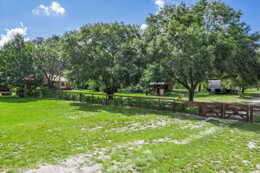 1273 Scrub Jay Trail Frostproof FL 33843