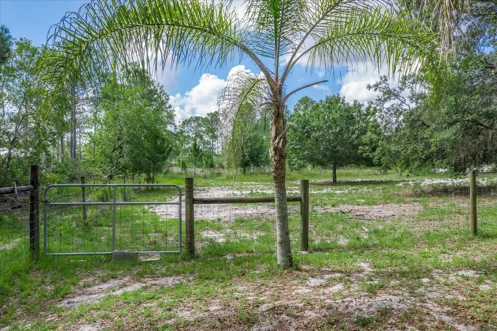 1273 Scrub Jay Trail Frostproof FL 33843