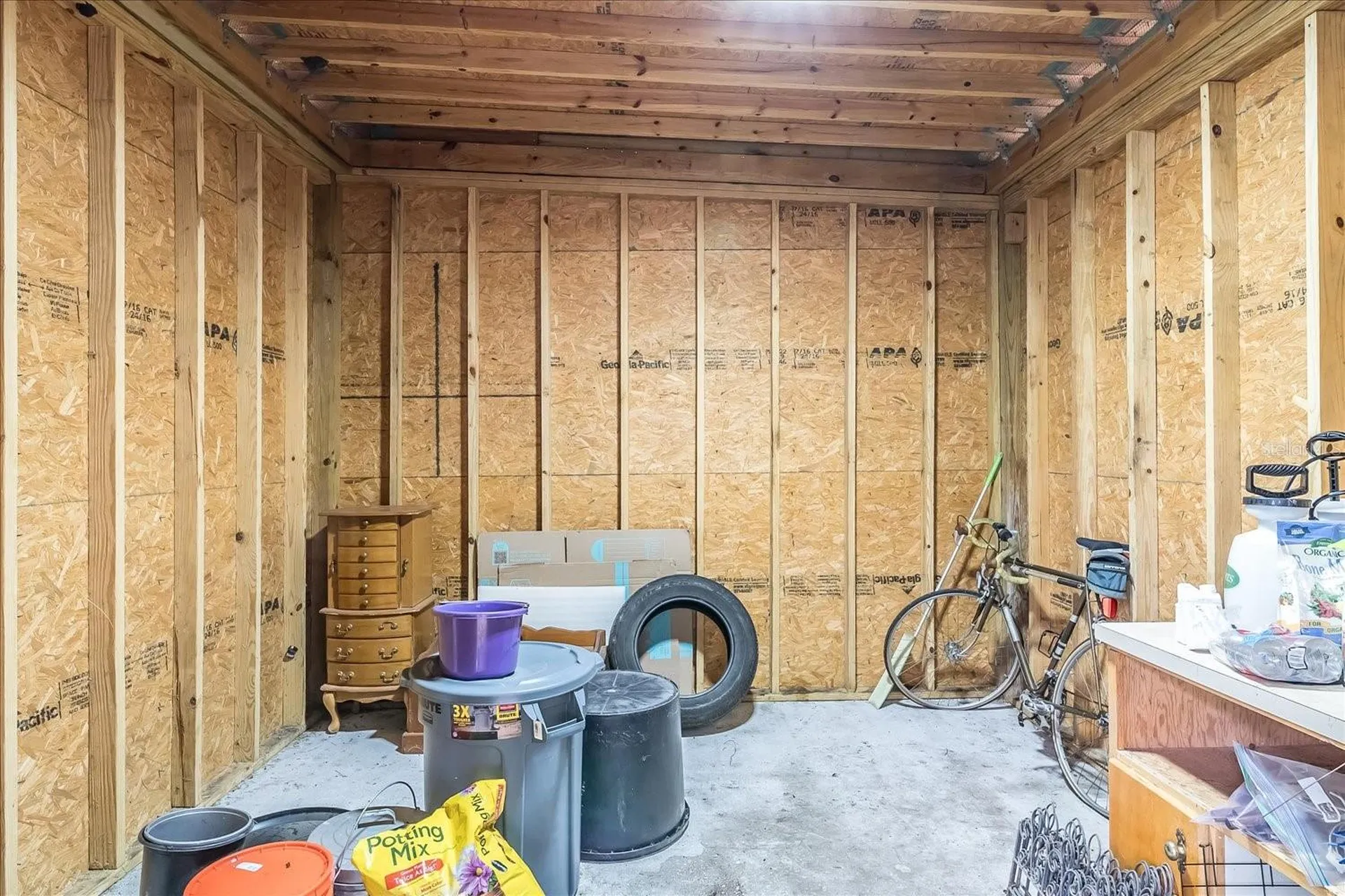 1273 Scrub Jay Trail Frostproof FL 33843