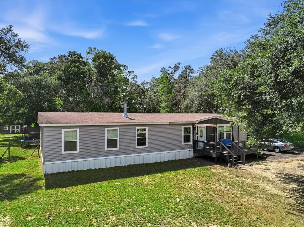 6839 Lumberton Road Zephyrhills FL 33540