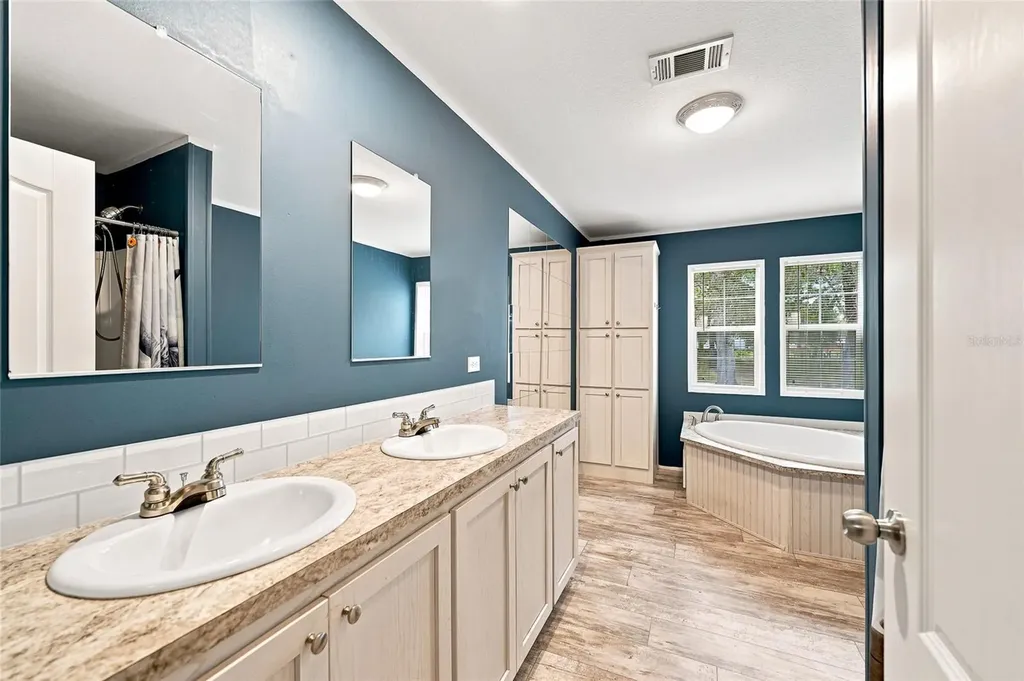 6839 Lumberton Road Zephyrhills FL 33540