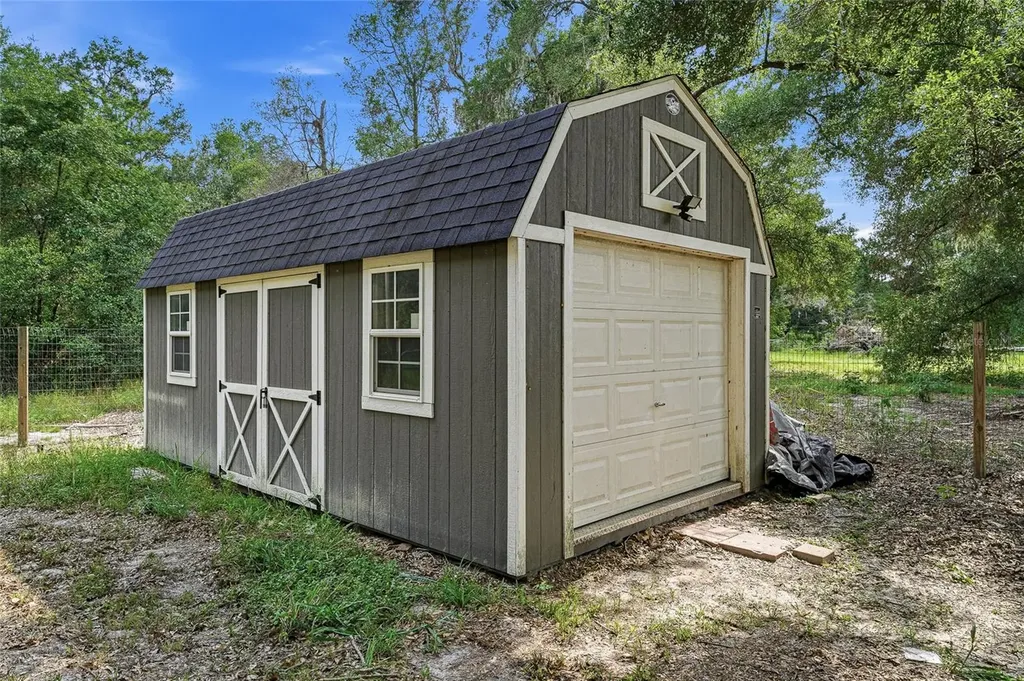 6839 Lumberton Road Zephyrhills FL 33540