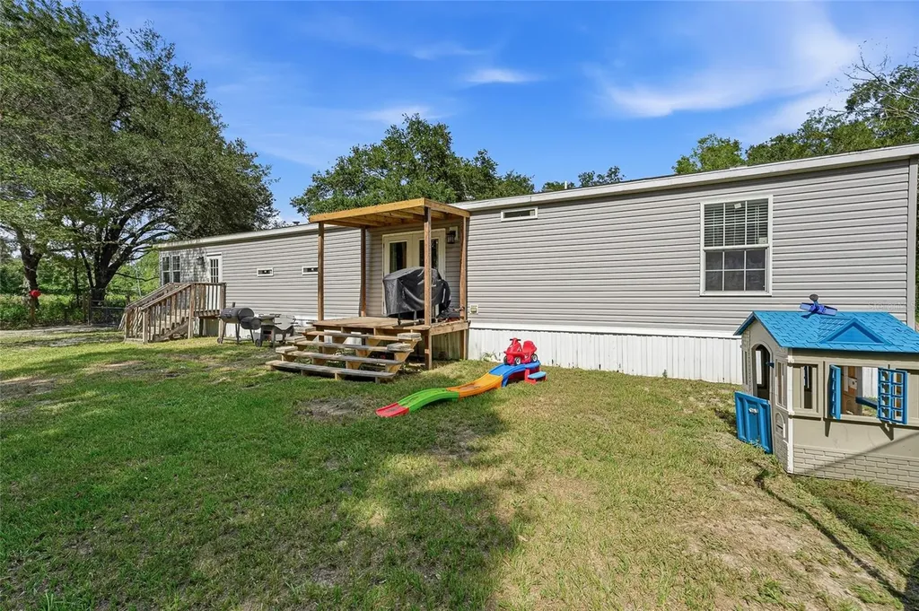 6839 Lumberton Road Zephyrhills FL 33540