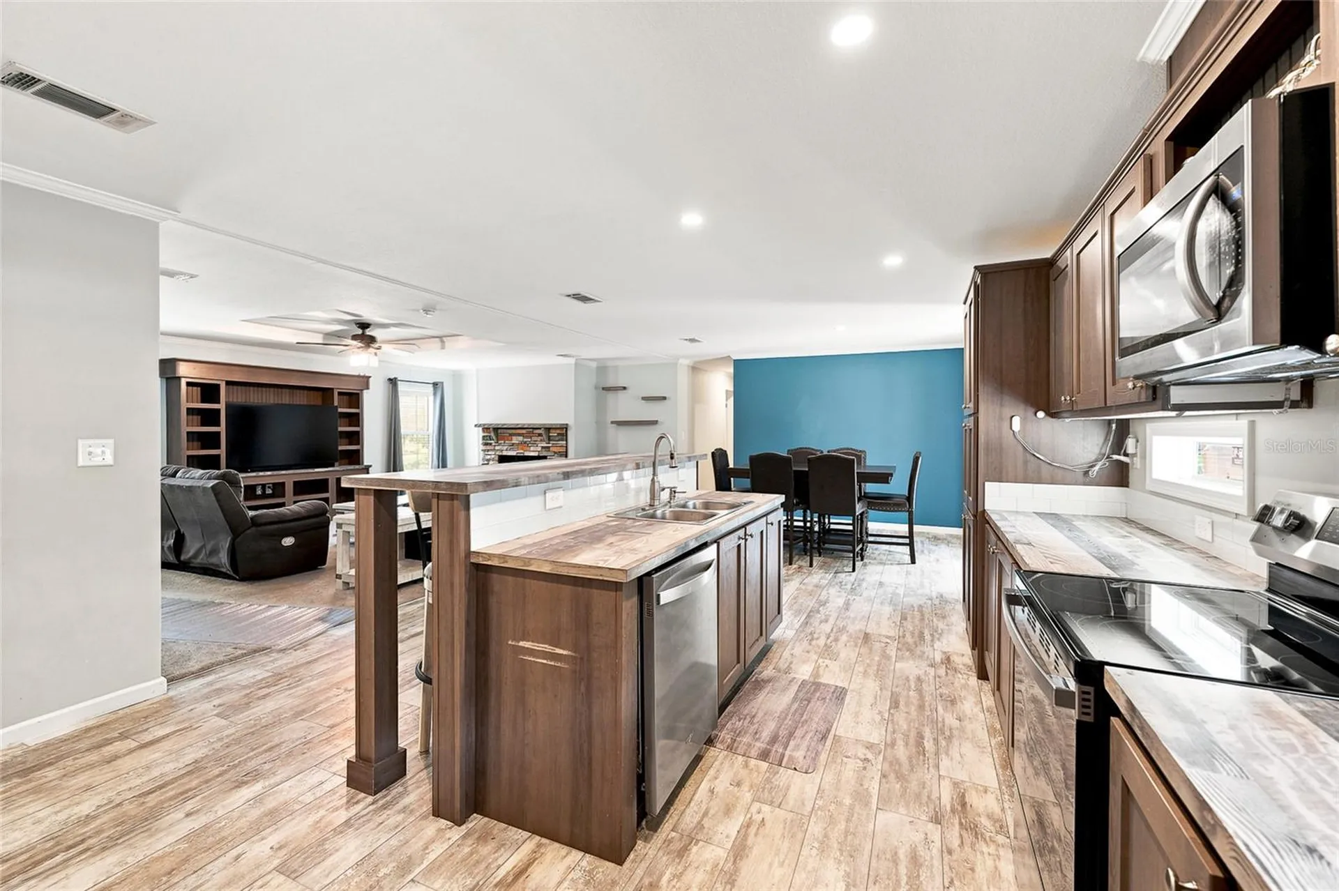 6839 Lumberton Road Zephyrhills FL 33540