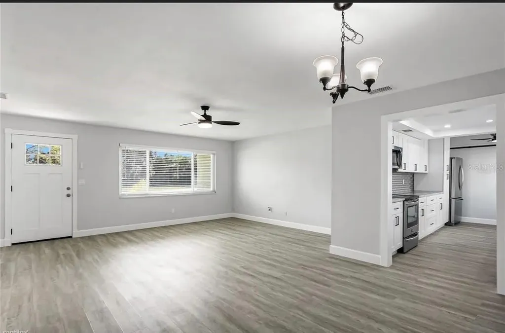 2036 Nursery Road Clearwater FL 33764