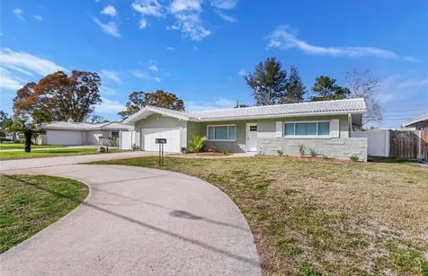 2036 Nursery Road Clearwater FL 33764