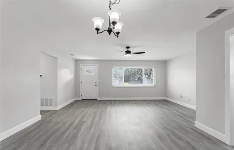 2036 Nursery Road Clearwater FL 33764