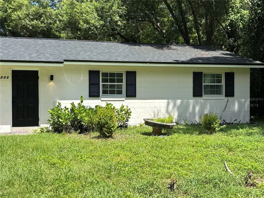 205 S Chandler Avenue Deland FL 32724