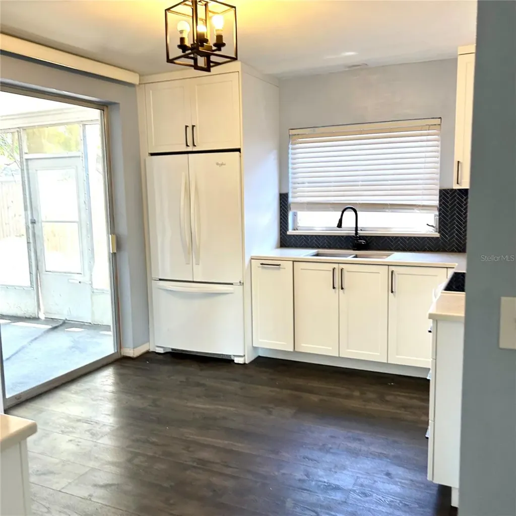 2152 Greenbriar Boulevard Clearwater FL 33763