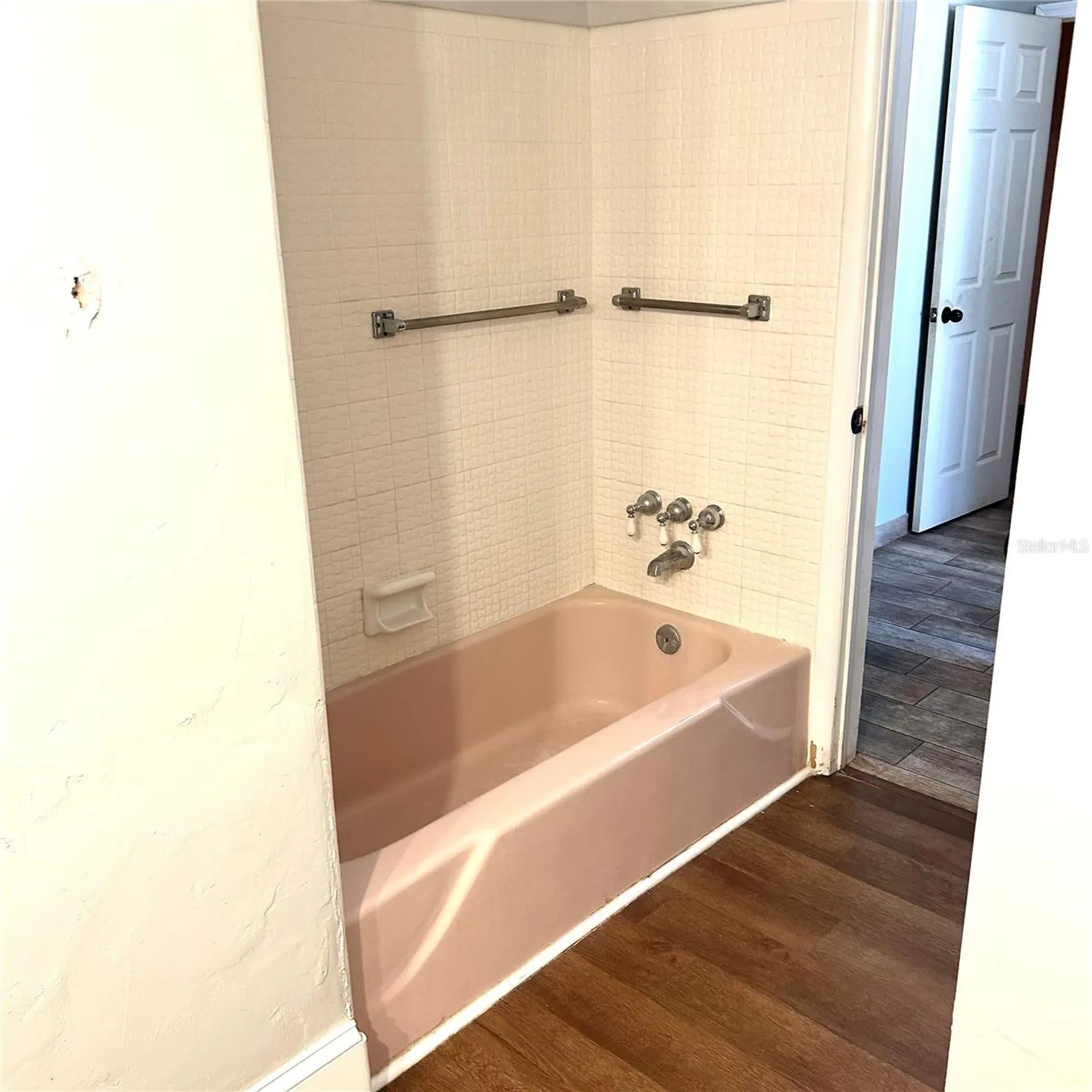 2152 Greenbriar Boulevard Clearwater FL 33763