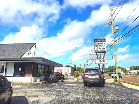 5560 61st Street N St Petersburg FL 33709