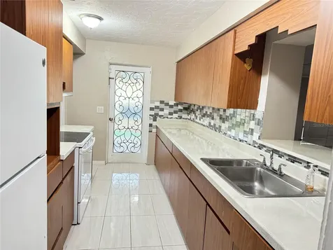 2921 Ridge Avenue Sarasota FL 34235